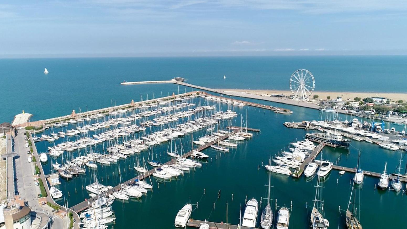 Zuara9Room Rimini Zewnętrze zdjęcie